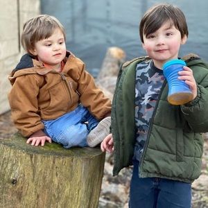 Meet your Posher, Angela